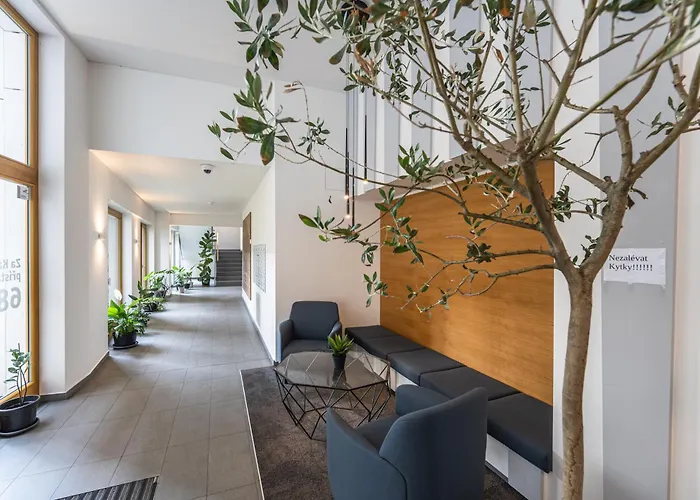 Wishlist Residences - Karlin Free Parking Lägenhet