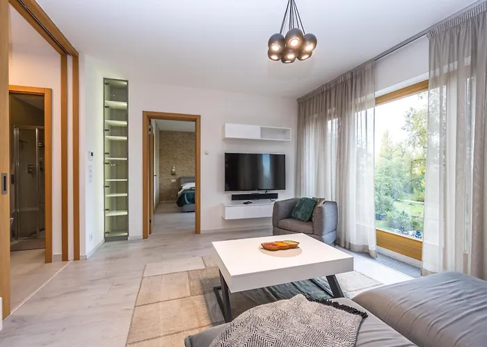 Wishlist Residences - Karlin Free Parking *