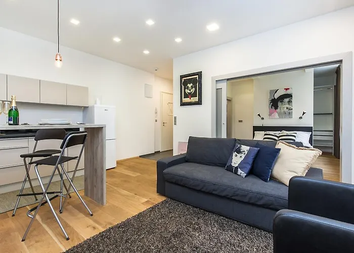 Wishlist Residences - Karlin Free Parking