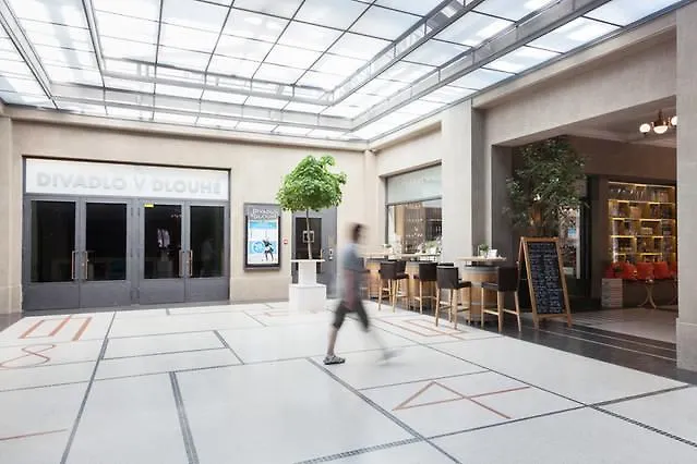 Wishlist Residences - Karlin Free Parking Lägenhet
