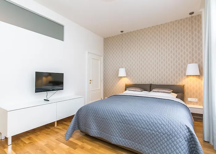 Wishlist Residences - Karlin Free Parking *