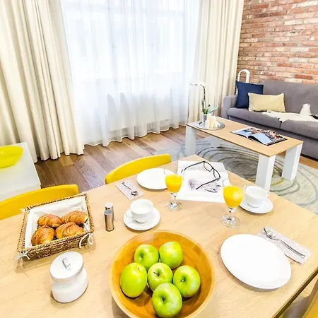 Wishlist Residences - Karlin Free Parking Appartement Praag