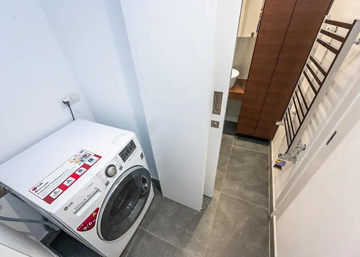 Wishlist Residences - Karlín Free Parking Praga