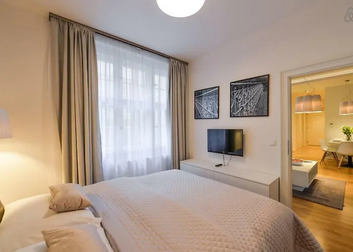 Wishlist Residences - Karlín Free Parking Praga
