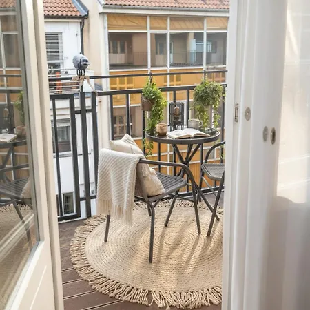 Wishlist Residences - Karlin Free Parking פראג