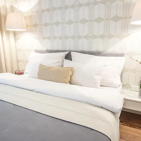 Wishlist Residences - Karlin Free Parking דירה *