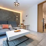 Wishlist Residences - Karlin Free Parking 布拉格