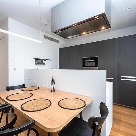 Wishlist Residences - Karlin Free Parking דירה פראג