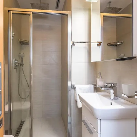 דירה Wishlist Residences - Karlin Free Parking