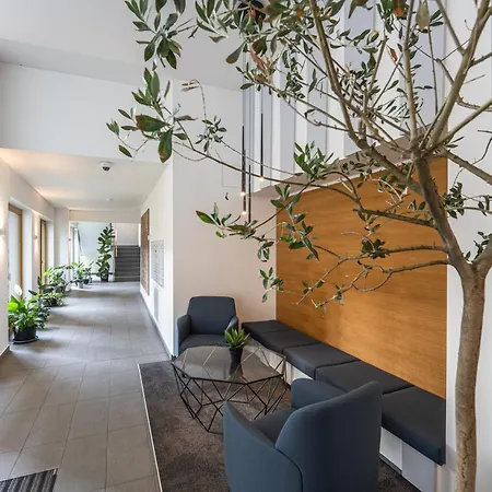 Wishlist Residences - Karlin Free Parking דירה