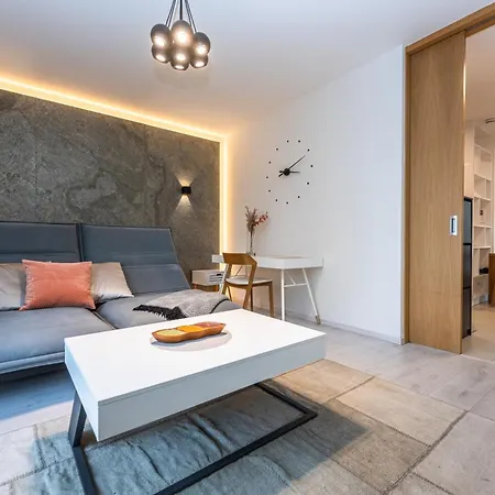Wishlist Residences - Karlin Free Parking 布拉格