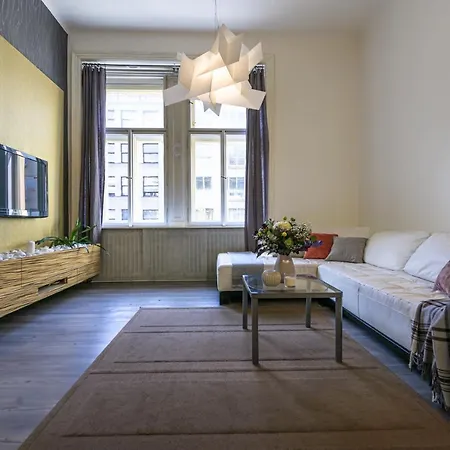 Wishlist Residences - Karlin Free Parking * פראג